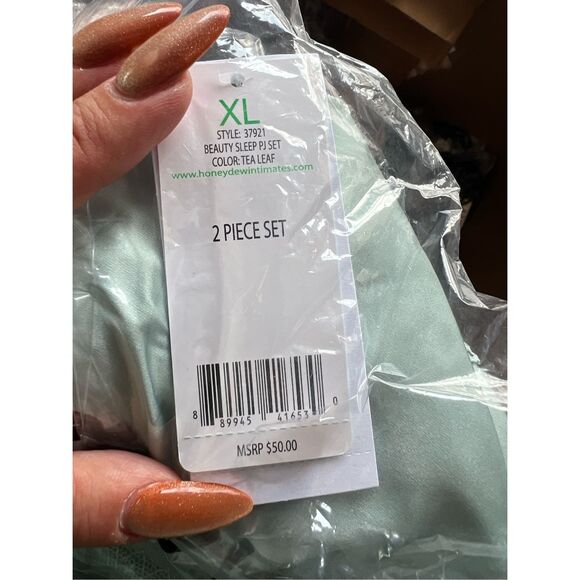 Honeydew NWT 2-Pc. Beauty Sleep Satin Pajamas Set Tea Leaf XL - Picture 4 of 4